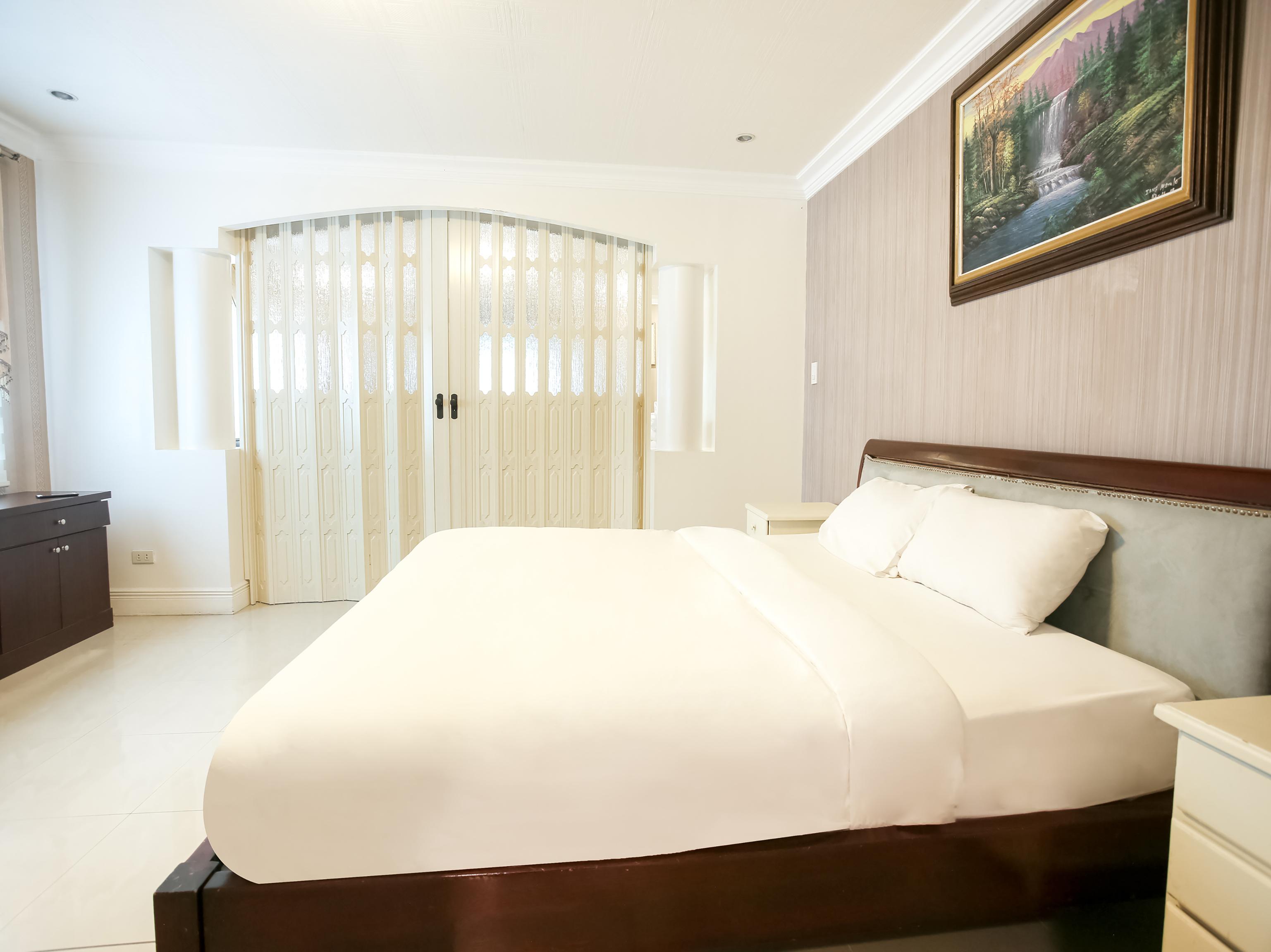 Hotel Euroasia By Bluebookers Angeles Zewnętrze zdjęcie