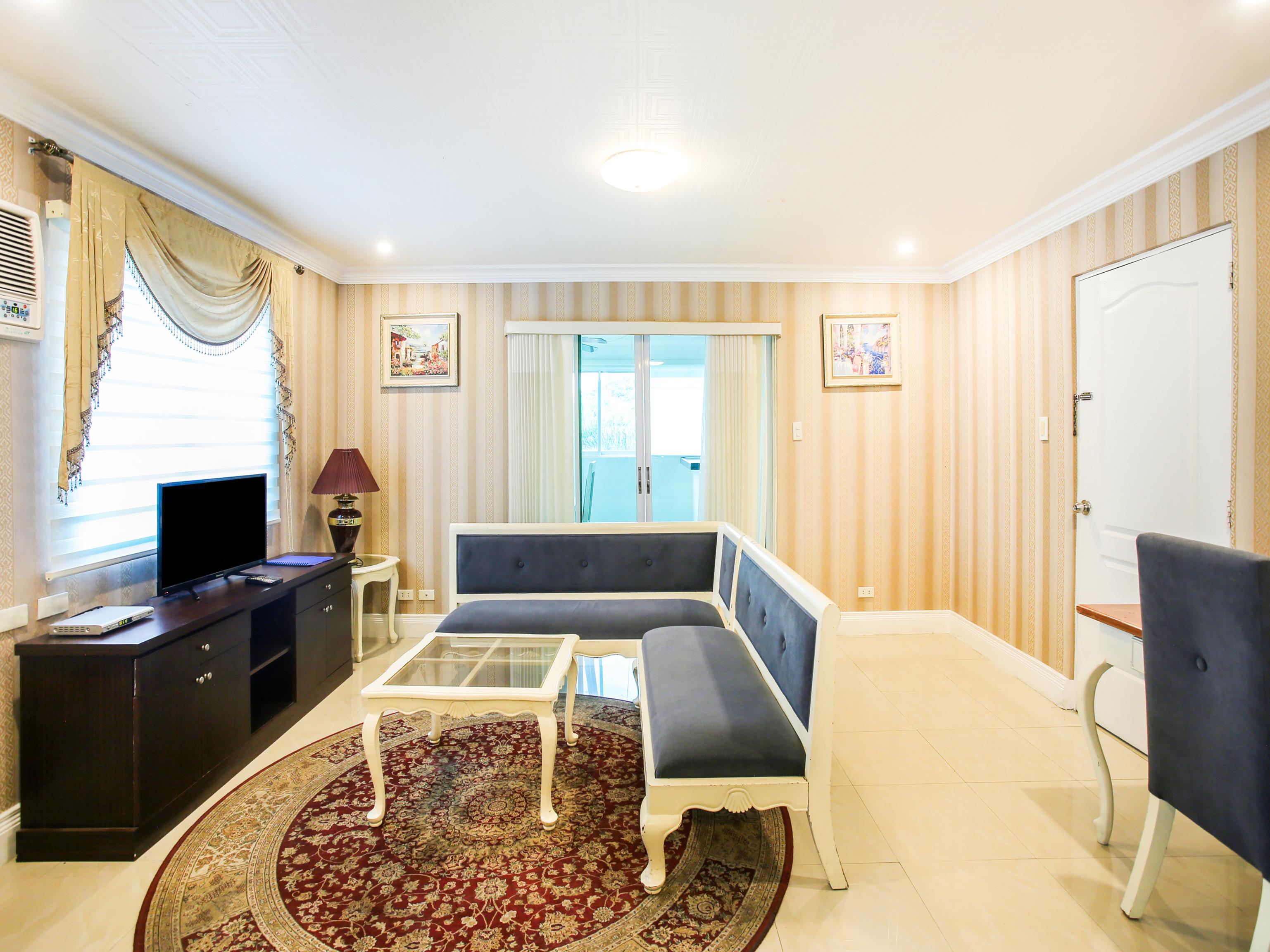 Hotel Euroasia By Bluebookers Angeles Zewnętrze zdjęcie