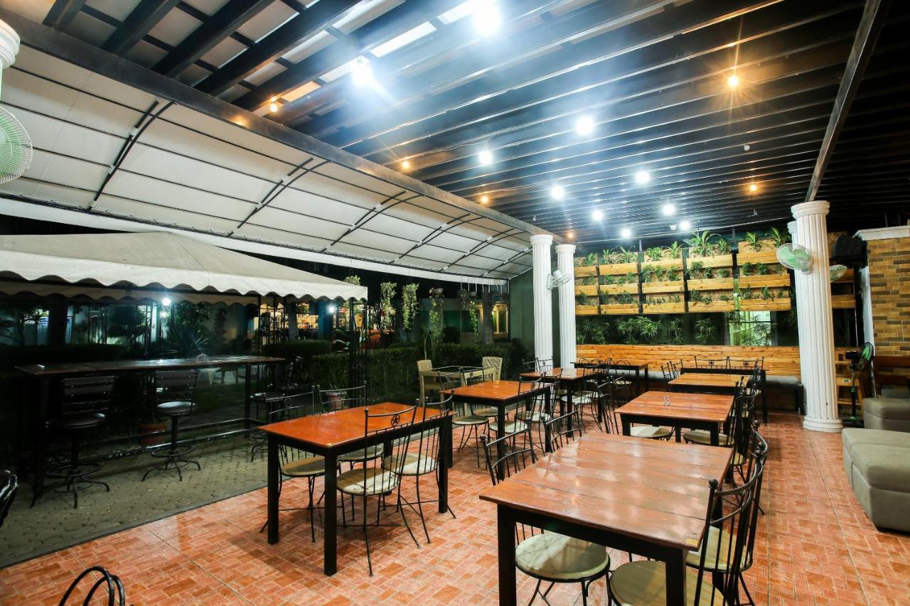 Hotel Euroasia By Bluebookers Angeles Zewnętrze zdjęcie